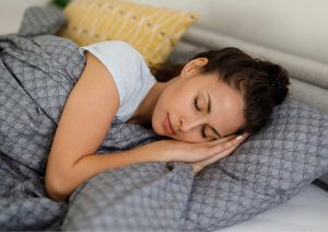 עבודה אפקטיבית מתחילה בשינה טובה: איך משפרים את איכות השינה?
